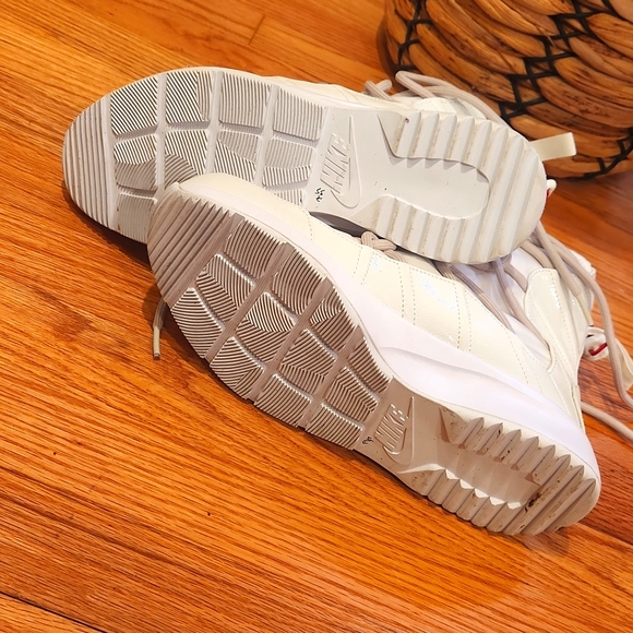 Nike Tanjun High Rise - Picture 4 of 5